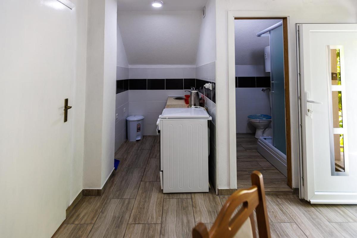 Aparthouse Bilic 亚伊采 外观 照片